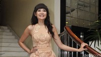 Alena tampak sumringah di acara perilisan albumnya tersebut. Pool/Noel/detikFoto.