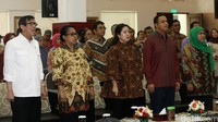 Sejumlah menteri kabinet rapat koordinasi tingkat ‎menteri tentang pelaksanaan gugus tugas pencegahan dan penanganan tindak pidana perdagangan orang.
