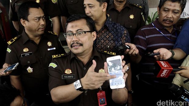 Jaksa Yulianto saat Laporkan Harry Tanoe ke Bareskrim