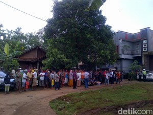Ramai Warga, Begini Suasana Gudang Penyimpanan 100 Kg Sabu di Jepara
