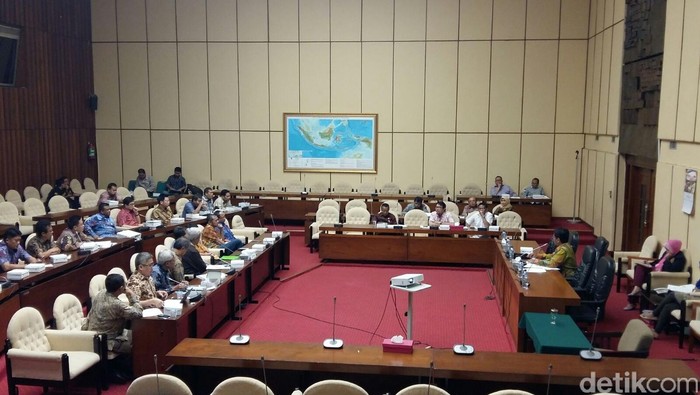 Produsen Pakan Ternak Geram Dituduh Permainkan Harga Jagung