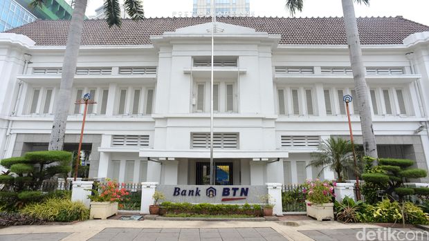 Kantor Pusat Bank BTN Jl Gajah Mada No.1 Jakarta