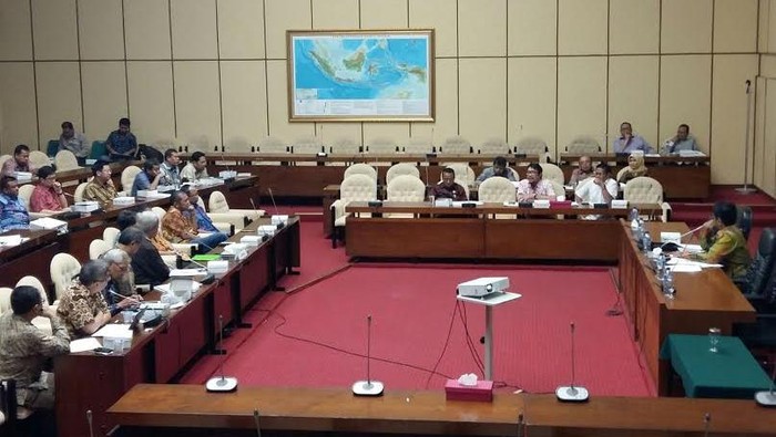 Ribut Harga Jagung, Kementan, Bulog, dan Peternak Dipanggil DPR Pekan Depan