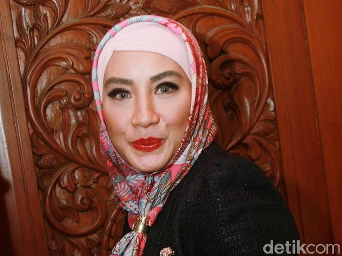 Ini yang Bikin Rumah Tangga Shinta Bachir Retak