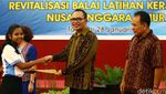 Menaker Komitmen Tingkatkan Kualitas Pekerja NTT
