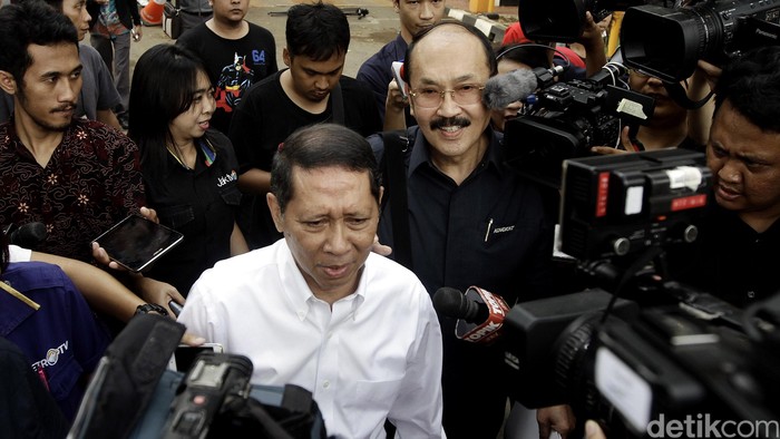 Pengacara Sebut RJ Lino Masih di RS, Tidak Tahu Ada Jadwal Pemeriksaan