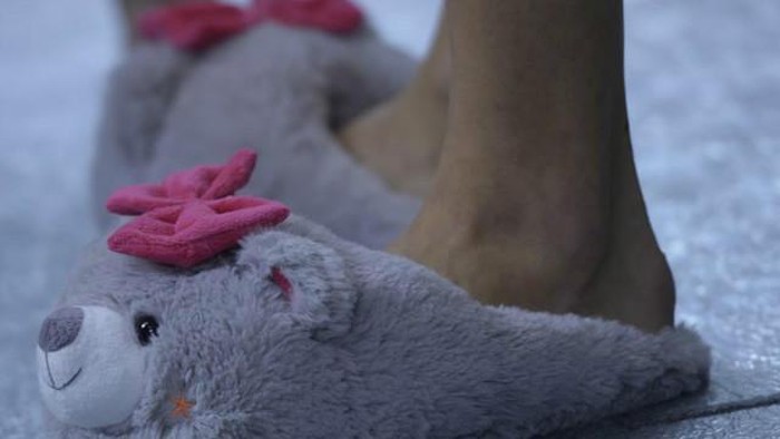 Orangtua di Inggris Dilarang ke Sekolah dengan Piama