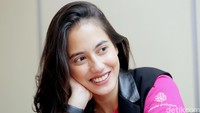 Pevita Pearce membagi cerita pengalamannya syuting film Aach... Aku Jatuh Cinta. Asep Syaifullah/detikHOT.