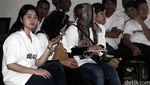 Pendukung Berani Jujur Padati PN Pusat