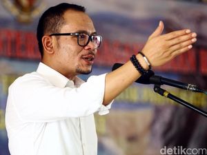 Menaker Minta Kejelasan Status Pengemudi Transportasi Online