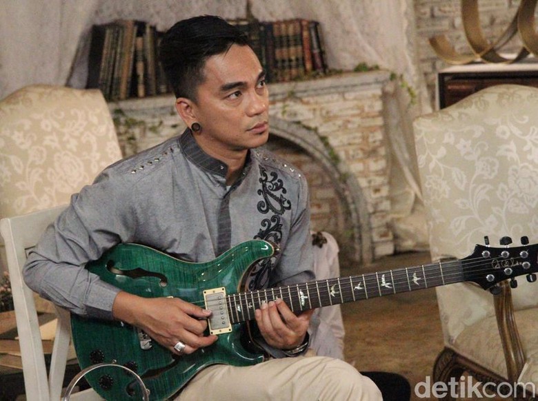 Enda Ungu Belum Mau Laporkan Akun Pedofil yang Lecehkan Anaknya Enda Ungu Belum Mau Laporkan Akun Pedofil yang Lecehkan Anaknya