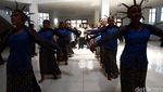 Menaker Bekali Sertifikasi Siswa Hadapi MEA