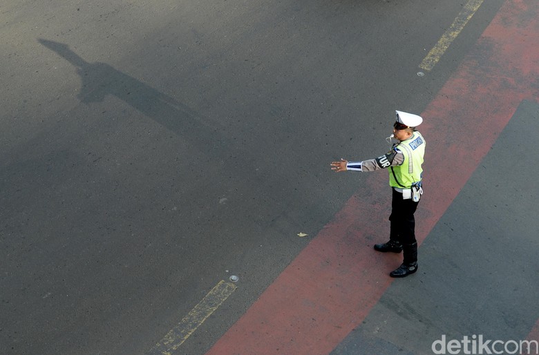 Besok Pagi Deklarasi Kampanye Damai, Lalin Sekitar Monas Dialihkan Besok Pagi Deklarasi Kampanye Damai, Lalin Sekitar Monas Dialihkan