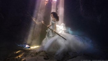 Wong memiliki akun Instagram @vonwong, ia kerap membagikan hasil jepretannya dan proses di balik layarnya. Foto: Benjamin Von Wong