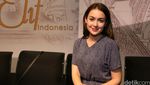Kecantikan Alami Rianti Cartwright