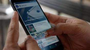 YotaPhone 2 bahkan sempat masuk ke pasar Indonesia. Foto: detikINET - Anggoro Suryo Jati