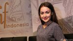 Kecantikan Alami Rianti Cartwright