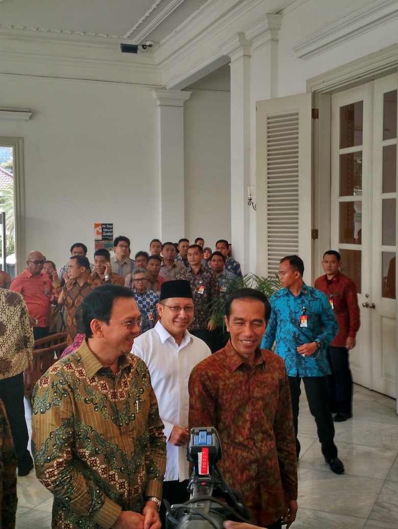 Presiden Jokowi Resmikan Masjid Fatahillah Balai Kota Jakarta Presiden Jokowi Resmikan Masjid Fatahillah Balai Kota Jakarta