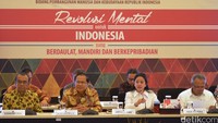 Agenda yang dibahas terkait dengan pembangunan sarana prasarana wisma atlet.