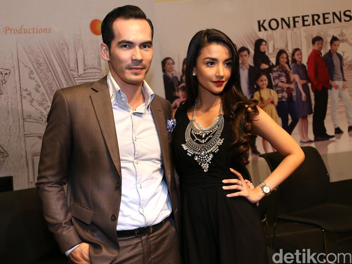 Sidang Cerai Perdana, Atalarik Akan Berangkat Umrah Hari Ini