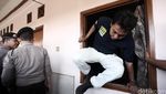 Polisi Razia Kosan di Rawa Bebek Jakarta Timur