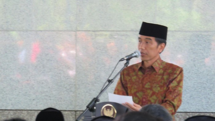 Jokowi Perintahkan Mendagri Cabut 3.000 Perda Bermasalah