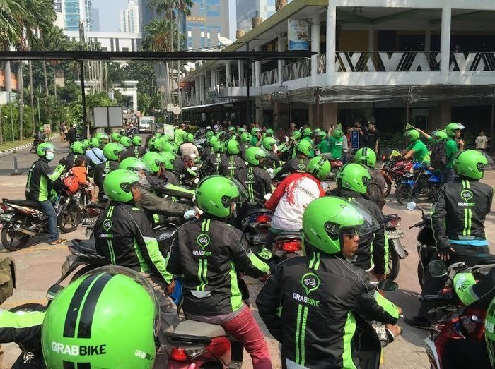 Calon Pengemudi Ojek Online Diberi Edukasi Safety Driving