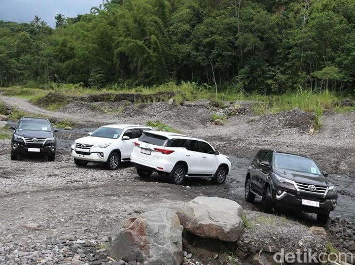 Toyota: Fortuner dan Innova Disukai di Pasar Global