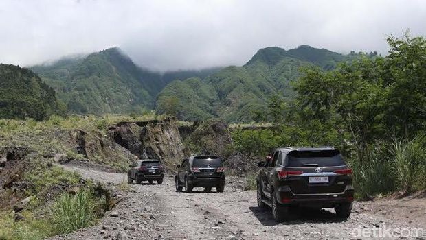 Lampu Fortuner tahun 2016