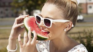 7 Buah Musim Panas yang Bikin Badan Cepat Kurus