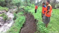 Banjir ini menerjang tiga Desa di Kecamatan Bungatan. Masing-masing Desa Selowogo, Desa Sumberanyar, dan Desa Mlandingan Wetan.