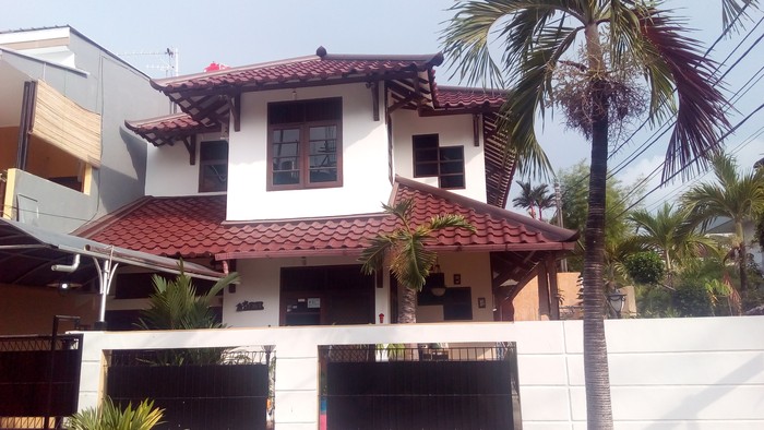 15 Penyidik Geledah Rumah Jessica di Sunter, Angkut Laptop dan Tisu Bekas