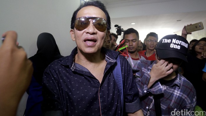 Sudah Pegang Data dari Australia, Ayah Mirna: Nanti Saja di Pengadilan