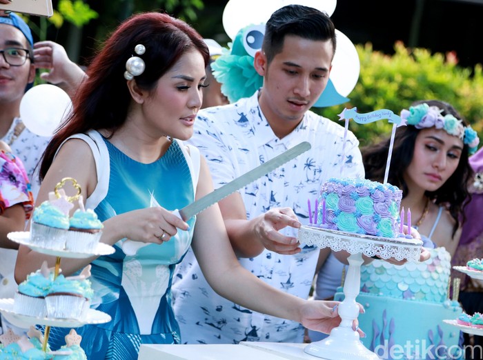 Pesta ulang tahun Nindy