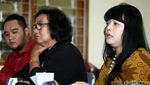 Dita Beri Keterangan Pers di LBH Apik