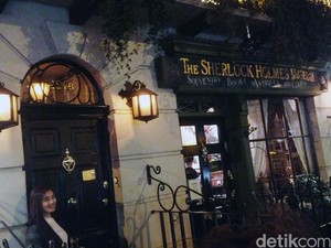 Berkunjung ke Rumah Sherlock Holmes