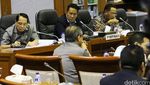 Baleg Rapat Bahas Draf Revisi UU KPK