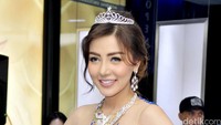 Bella Shofie muncul sebagai salah satu aktris seksi dengan sensasi. Pool/Noel/detikFoto.