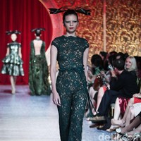 Sebastian Gunawan  Treasure from The East at Thamrin Nine Ballroom. Jakarta. [Foto: Mohammad Abduh/Wolipop]