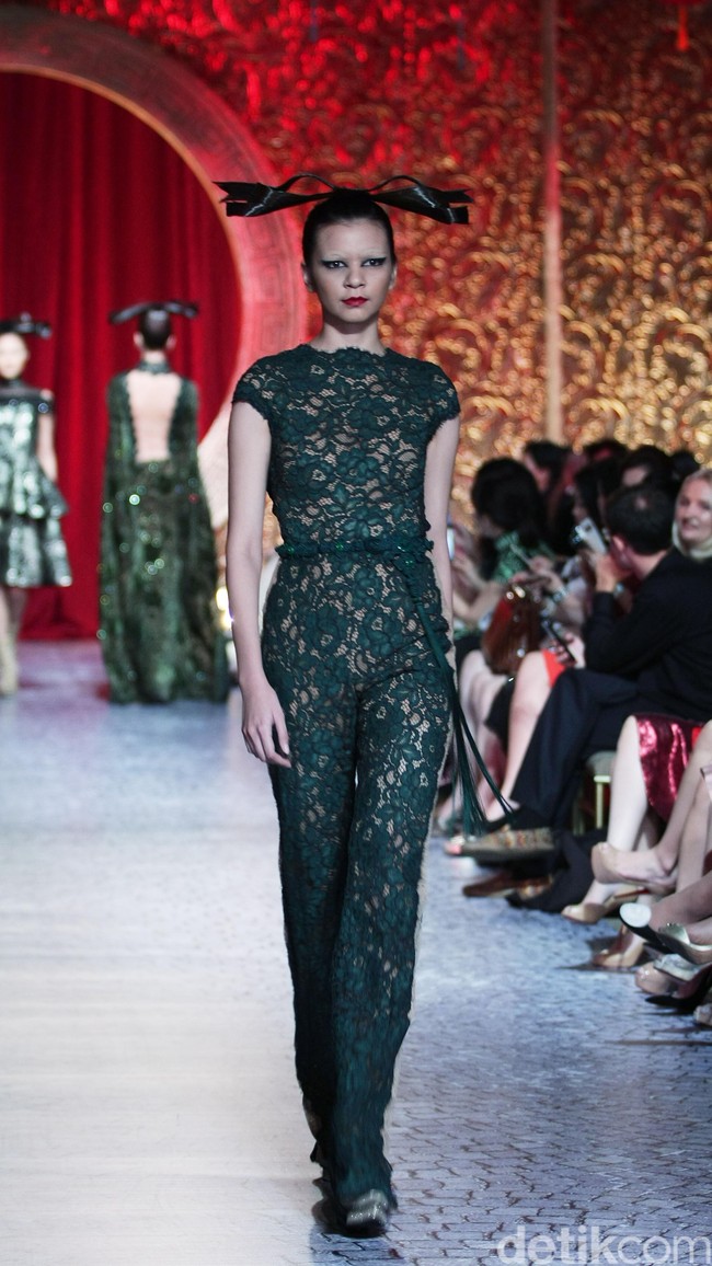 Sebastian Gunawan  Treasure from The East at Thamrin Nine Ballroom. Jakarta. [Foto: Mohammad Abduh/Wolipop]