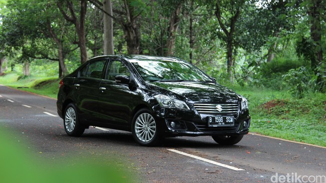 Merasakan Sensasi Ciaz, Sedan Anyar Suzuki