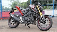 Di hari terakhir bulan Maret 2017, Yamaha meluncurkan Xabre dengan warna dan grafis baru dengan konsep Young, Gagah, Extreme. Namun tetap mempertahankan gaya yang terbilang ekstrim dengan warna terang sebagai aksennya. Foto: M Luthfi Andika
