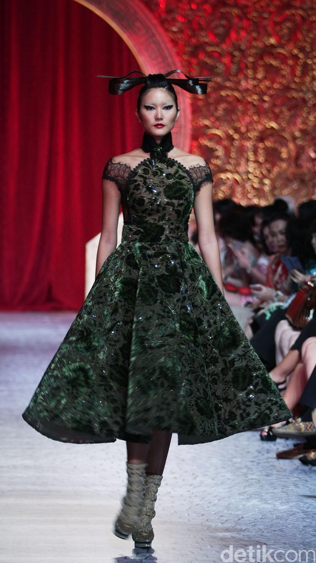 Sebastian Gunawan  Treasure from The East at Thamrin Nine Ballroom. Jakarta. [Foto: Mohammad Abduh/Wolipop]