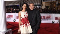 George Clooney dan Amal Alamuddin di acara premiere film Hail, Caesar!di California, AS pada Senin (1/2/2016) waktu setempat. Kevin Winter/Getty Images/detikFoto.