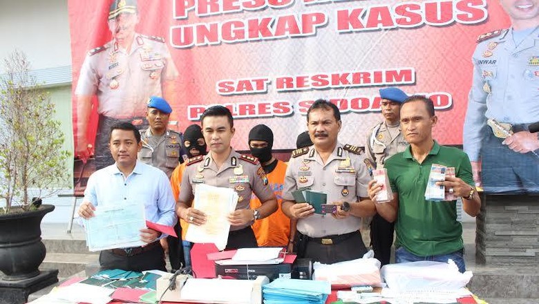 surat perjalanan paspor laksana untuk Pemalsu Paspor Komplotan Digulung TKI Dokumen