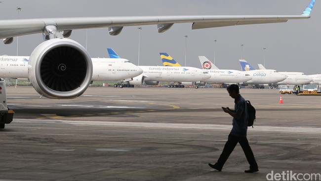 Manajemen Garuda dan Auditornya Pagi Ini Menghadap BEI