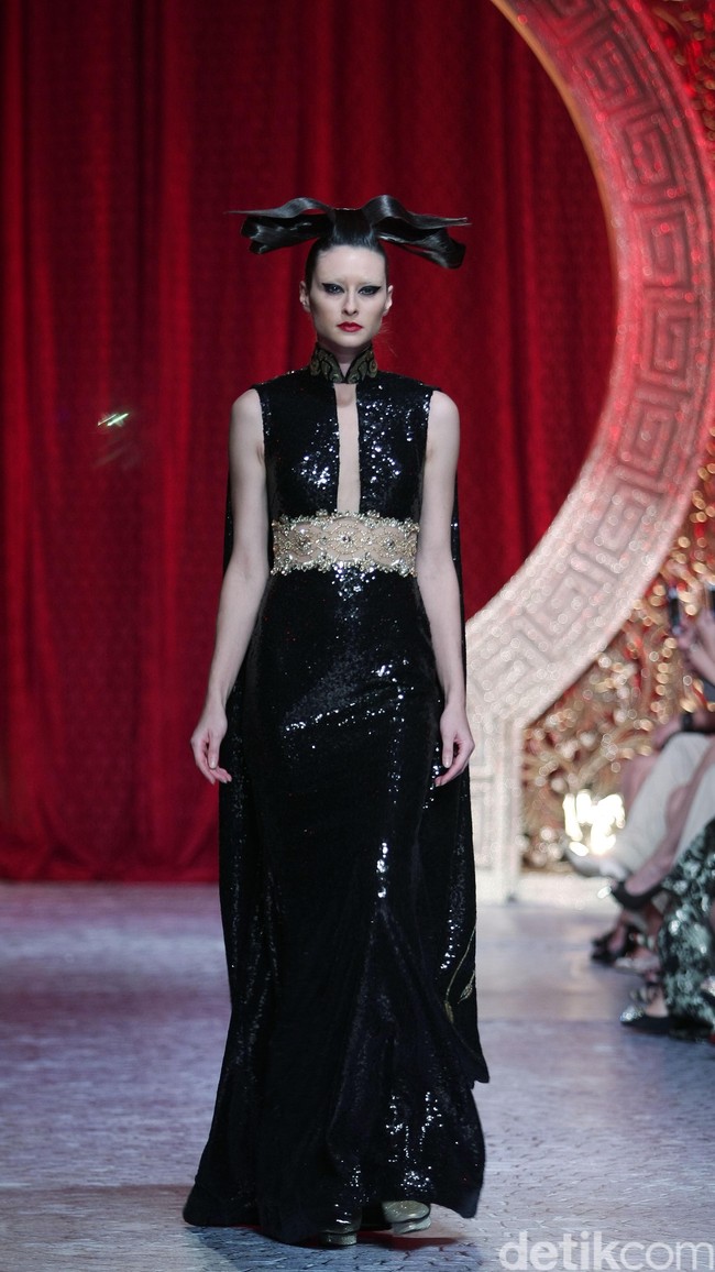 Sebastian Gunawan  Treasure from The East at Thamrin Nine Ballroom. Jakarta. [Foto: Mohammad Abduh/Wolipop]