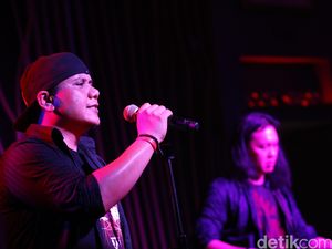 Senyawa Padi di Pesta Peluncuran Album Musikimia