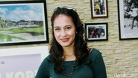 Memiliki wajah cantik membuat dara berusia 23 tahun itu cocok mengenakan busana apapun. Pool/Gus Mun/detikFoto.