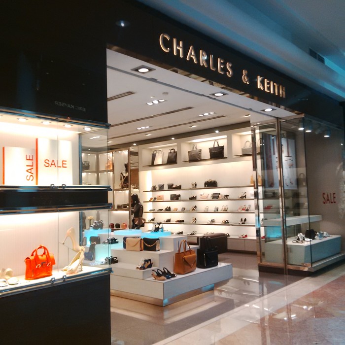 Wagelaseh Ada Cherlss Keich Jiplakan Charles  Keith  